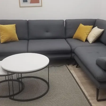 2a Near Blloku Area Tirana